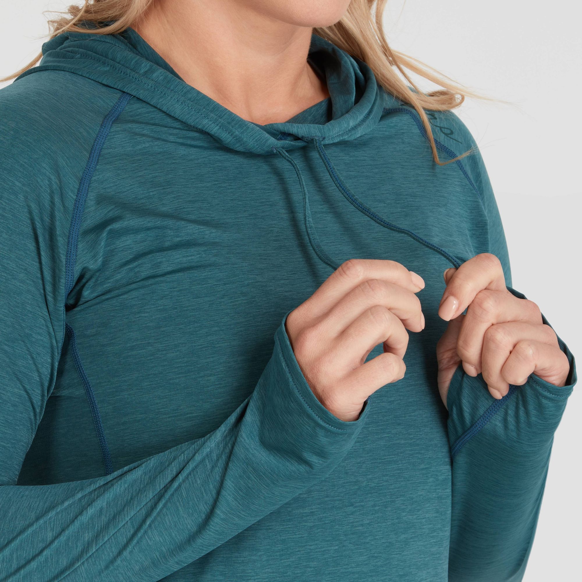 NRS Women's H2Core Silkweight Hoodie NRS Women's H2Core Silkweight Hoodie