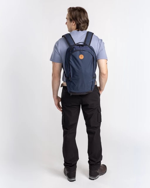 PINEWOOD DAY PACK 22 l Rucksack Outdoor Urban Rucksack Farbe